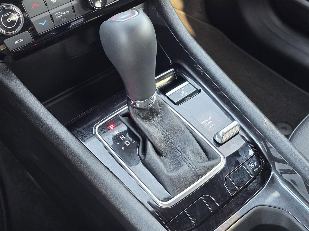 used 2025 Jeep Compass car, priced at $25,999