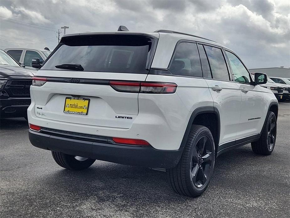 new 2024 Jeep Grand Cherokee car, priced at $45,869