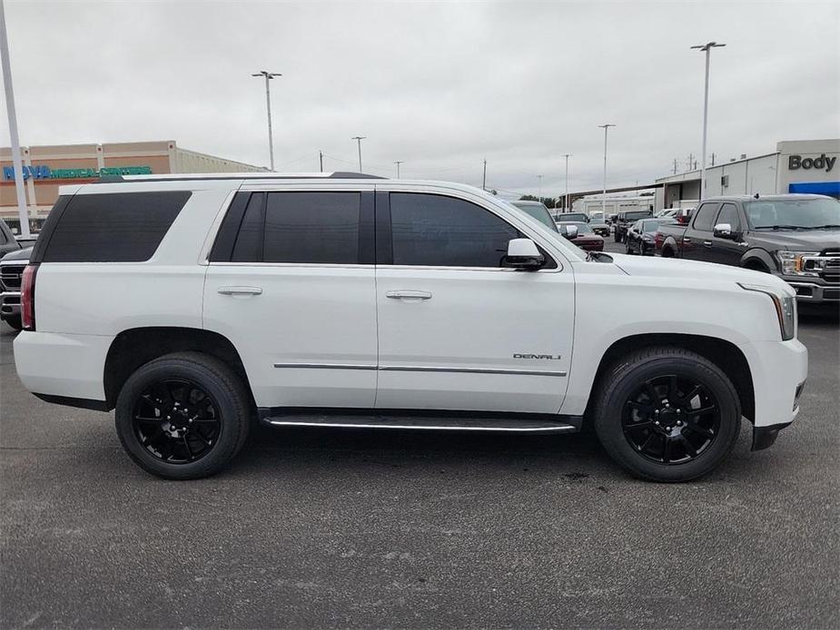 used 2018 GMC Yukon car, priced at $30,999