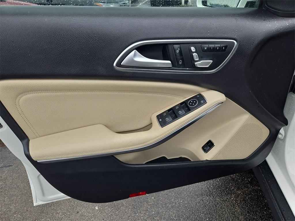 used 2020 Mercedes-Benz GLA 250 car, priced at $20,717