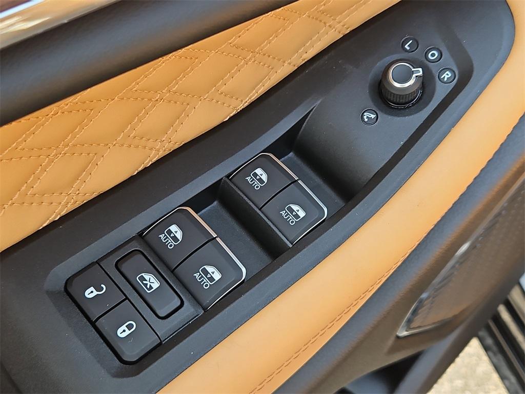 new 2025 Jeep Grand Cherokee car, priced at $54,761