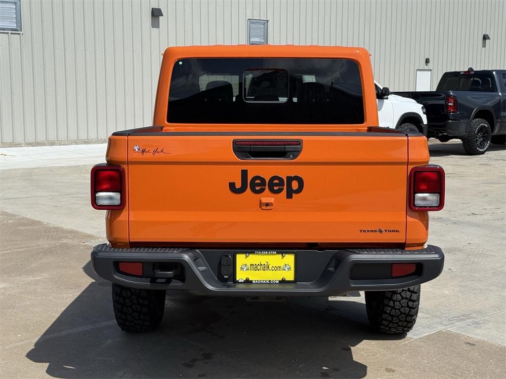 new 2025 Jeep Gladiator car, priced at $41,147