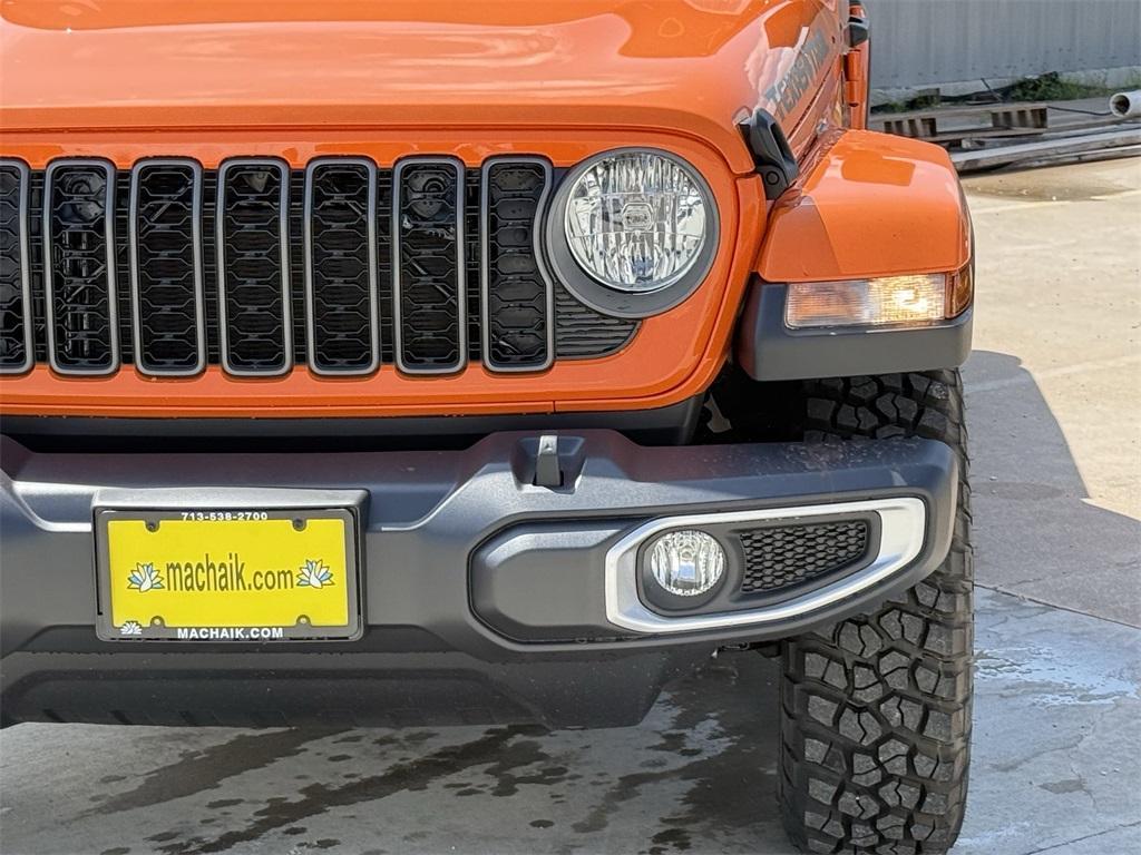 new 2025 Jeep Gladiator car, priced at $41,147