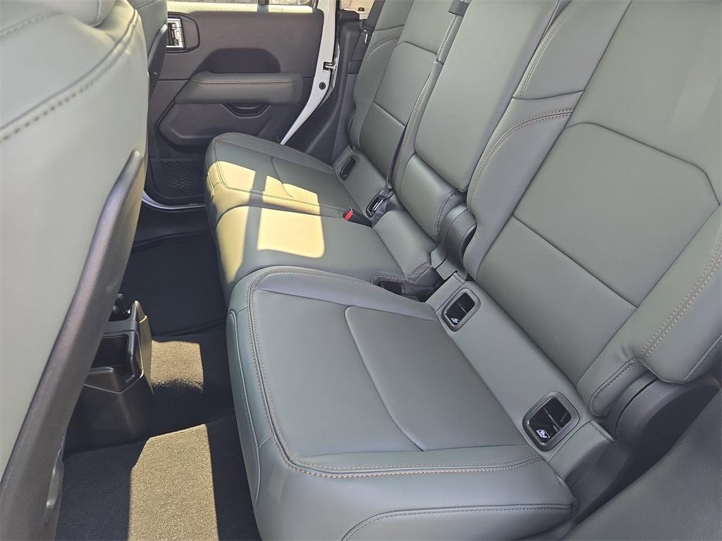 new 2025 Jeep Gladiator car, priced at $50,879