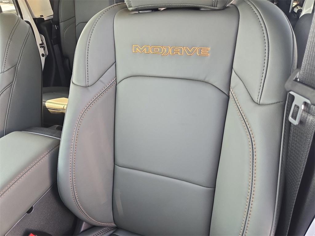 new 2025 Jeep Gladiator car, priced at $50,879