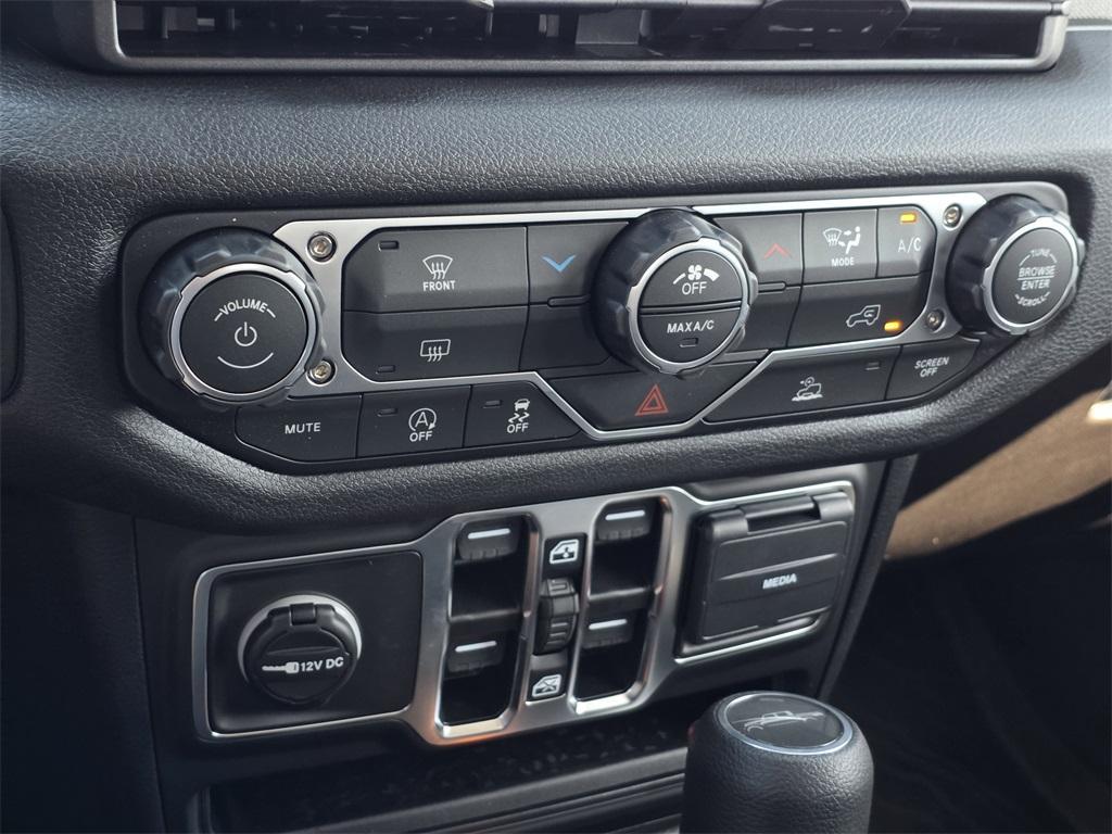 new 2025 Jeep Gladiator car, priced at $39,716