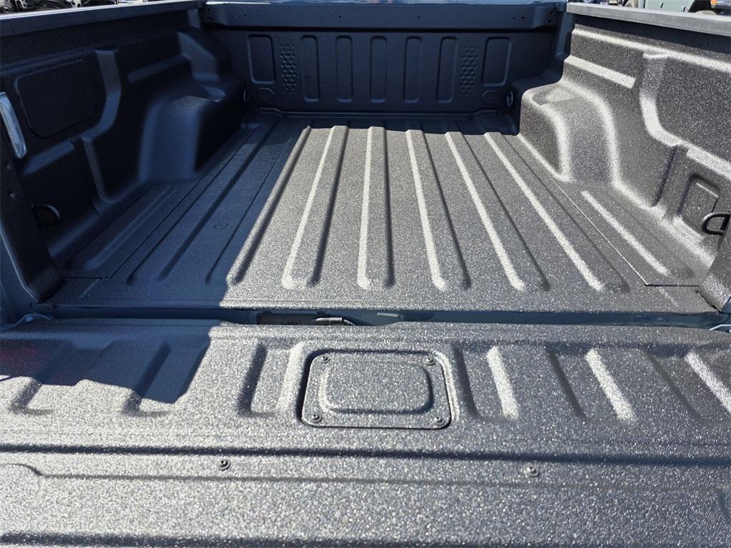 new 2025 Jeep Gladiator car, priced at $39,716