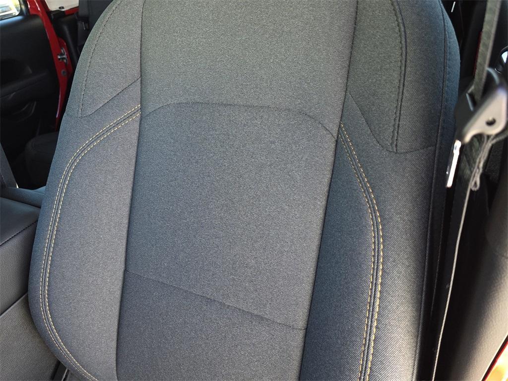 new 2025 Jeep Gladiator car, priced at $39,716