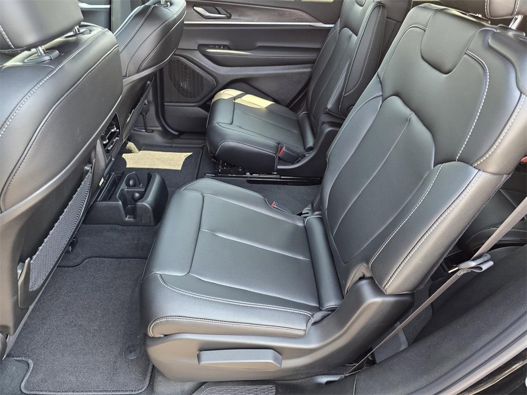 new 2025 Jeep Grand Cherokee L car, priced at $43,991