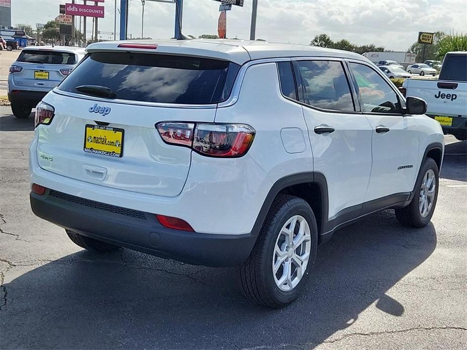 new 2024 Jeep Compass car, priced at $26,120