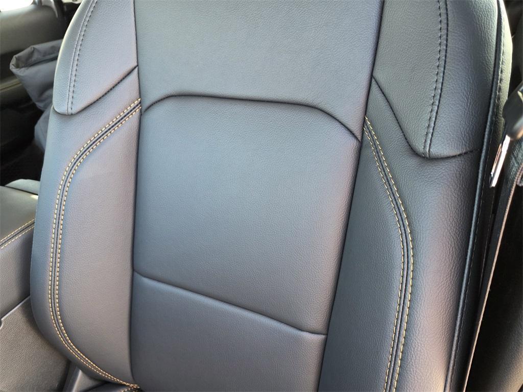 new 2025 Jeep Gladiator car, priced at $42,626