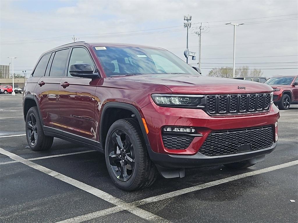 new 2025 Jeep Grand Cherokee car, priced at $43,944