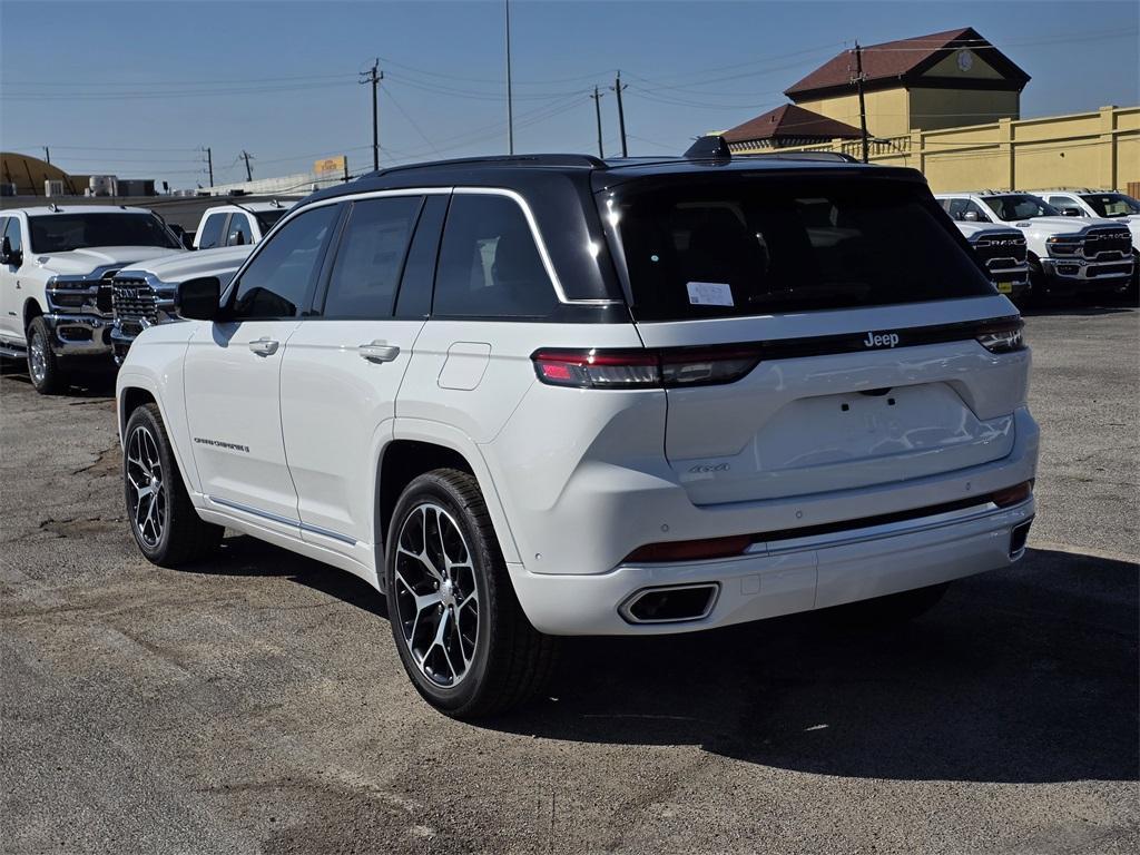 new 2025 Jeep Grand Cherokee car, priced at $57,368
