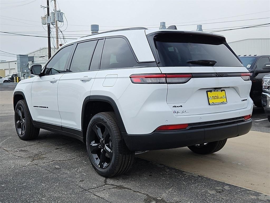 new 2025 Jeep Grand Cherokee car, priced at $45,730