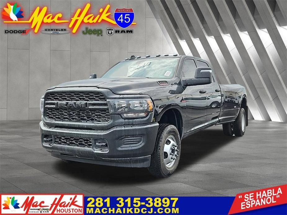 new 2024 Ram 3500 car, priced at $62,913