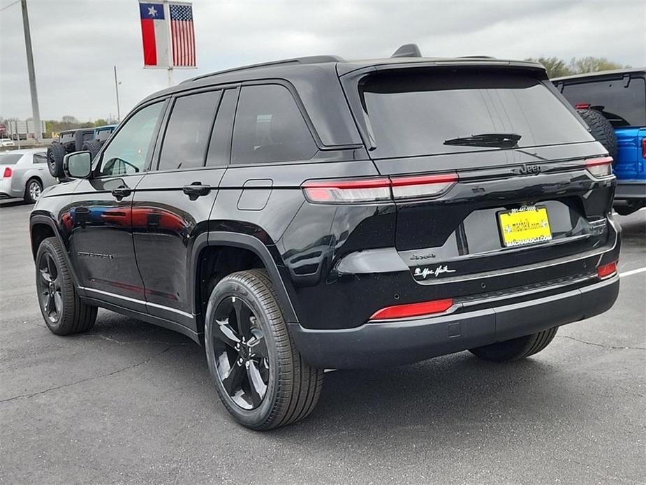 new 2024 Jeep Grand Cherokee car, priced at $46,489