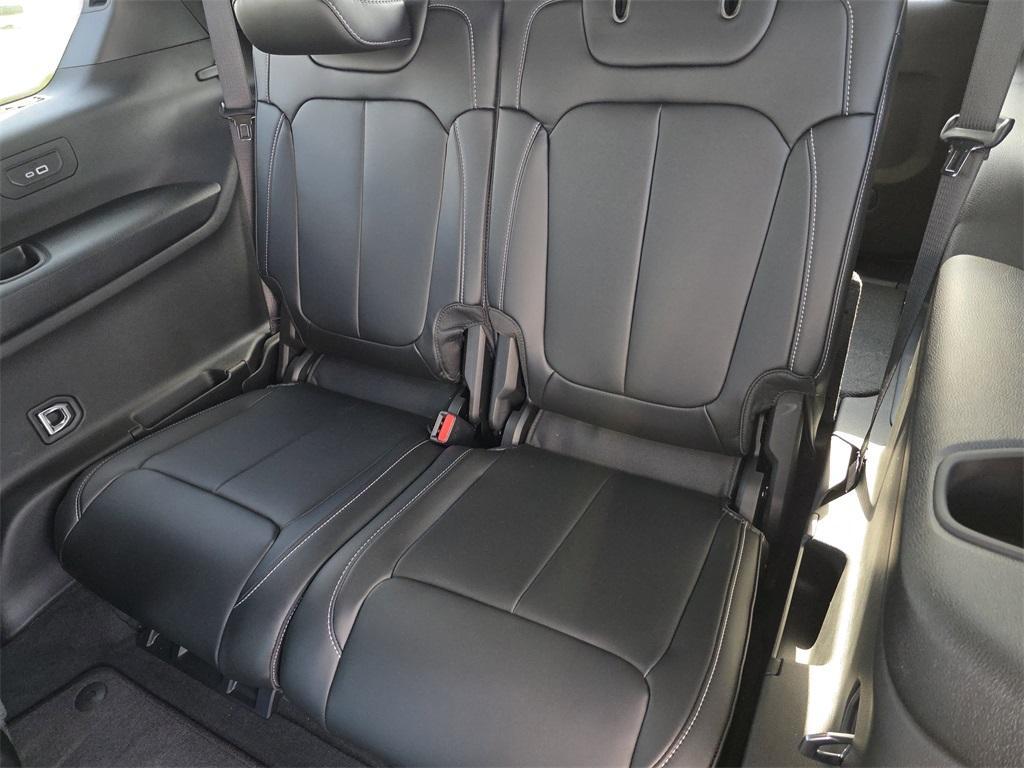 new 2025 Jeep Grand Cherokee L car, priced at $44,381