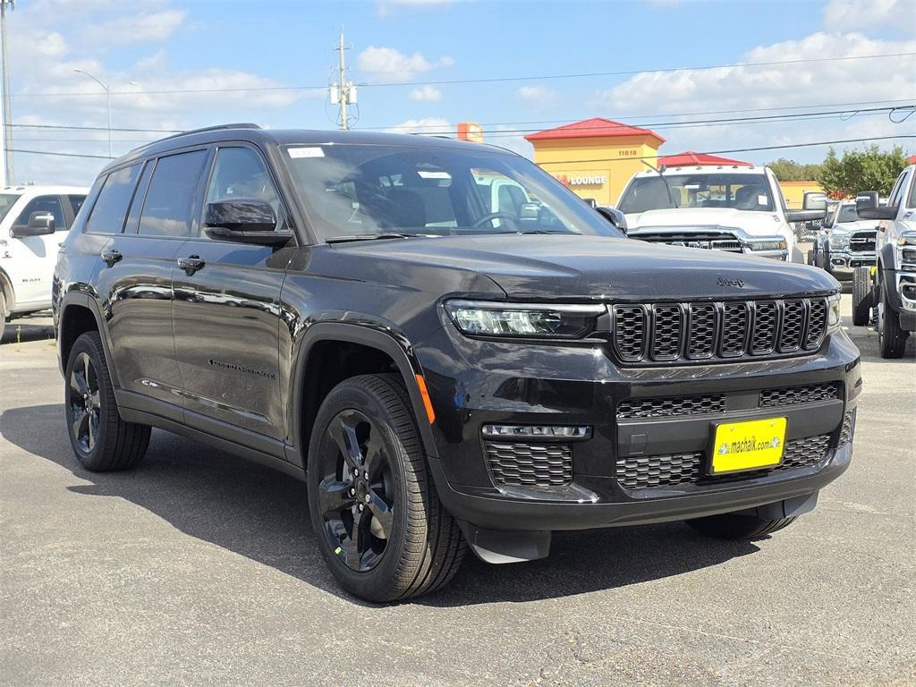 new 2025 Jeep Grand Cherokee L car, priced at $44,381