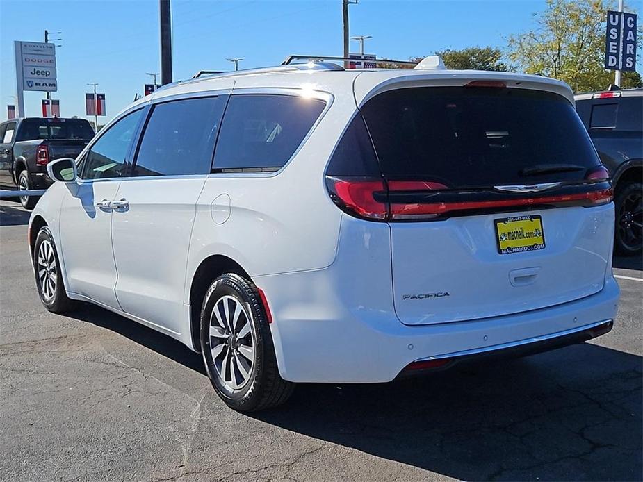 used 2021 Chrysler Pacifica car, priced at $19,991