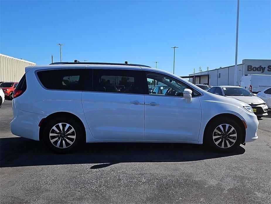 used 2021 Chrysler Pacifica car, priced at $19,991