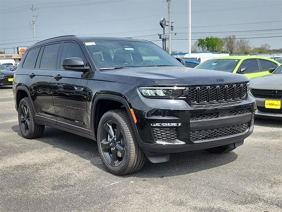 new 2024 Jeep Grand Cherokee L car, priced at $44,448