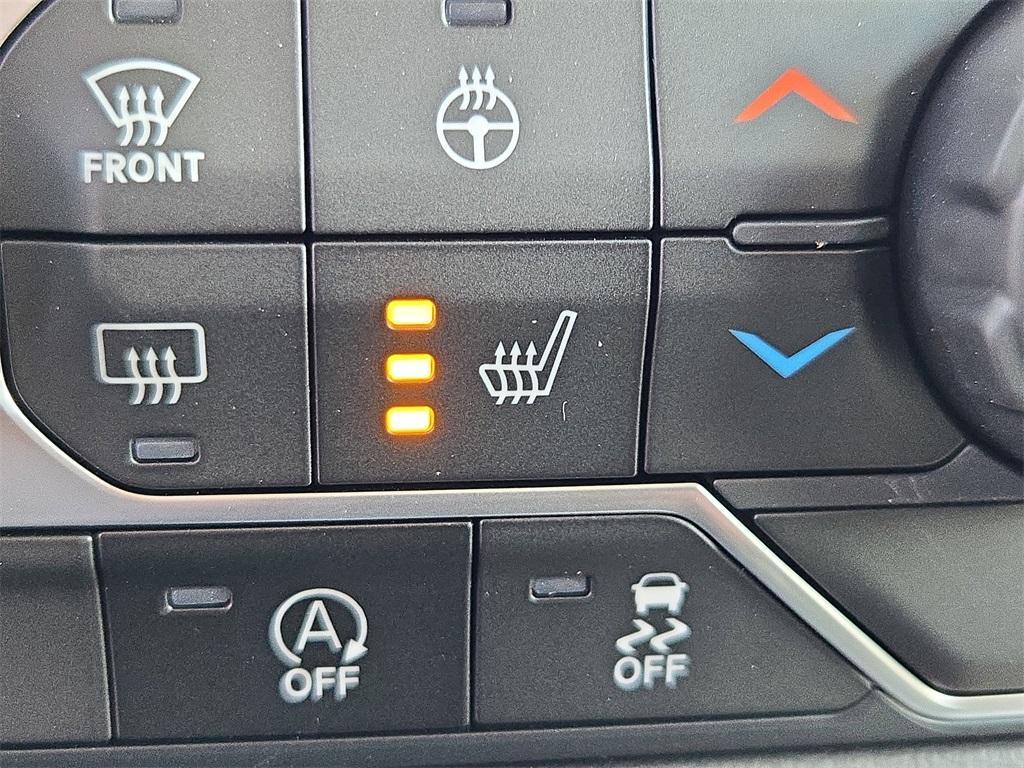 new 2025 Jeep Gladiator car, priced at $39,991