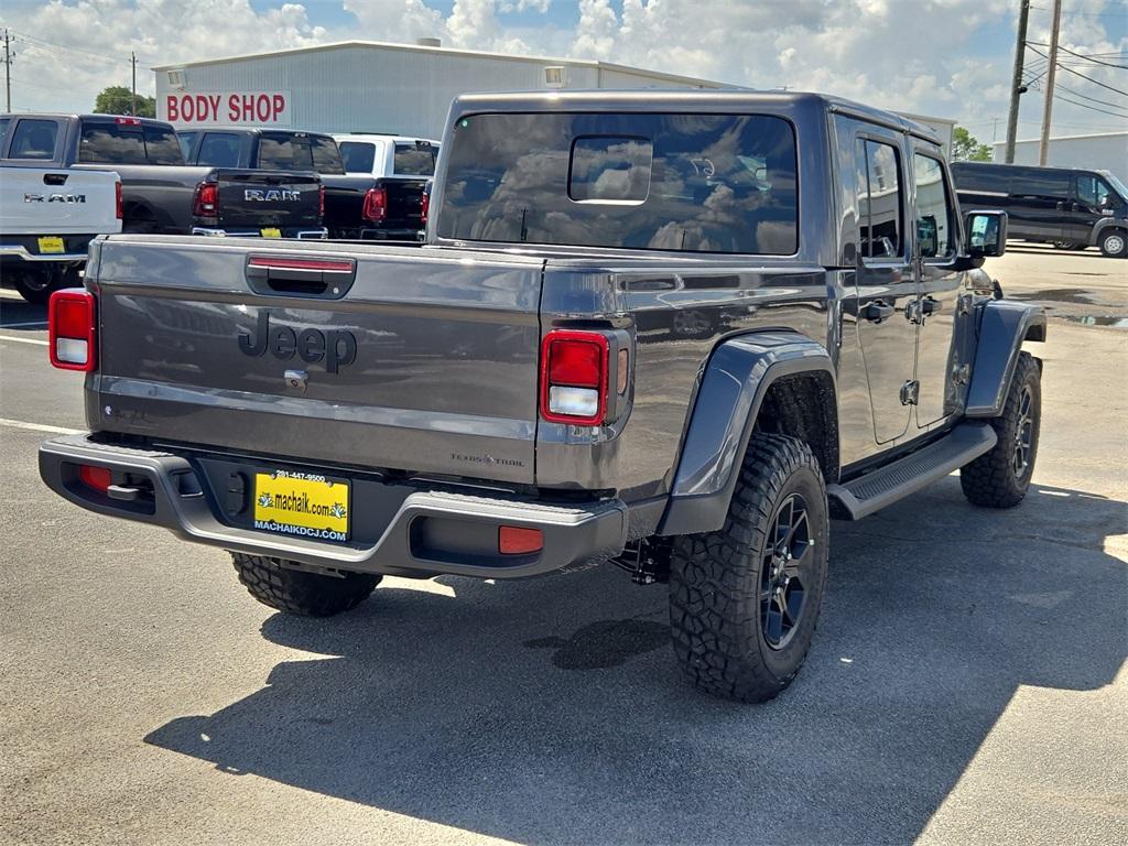 new 2025 Jeep Gladiator car, priced at $39,991