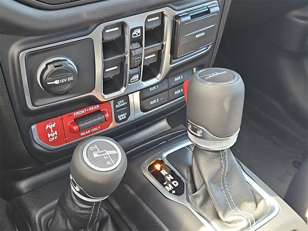 new 2025 Jeep Gladiator car, priced at $44,995