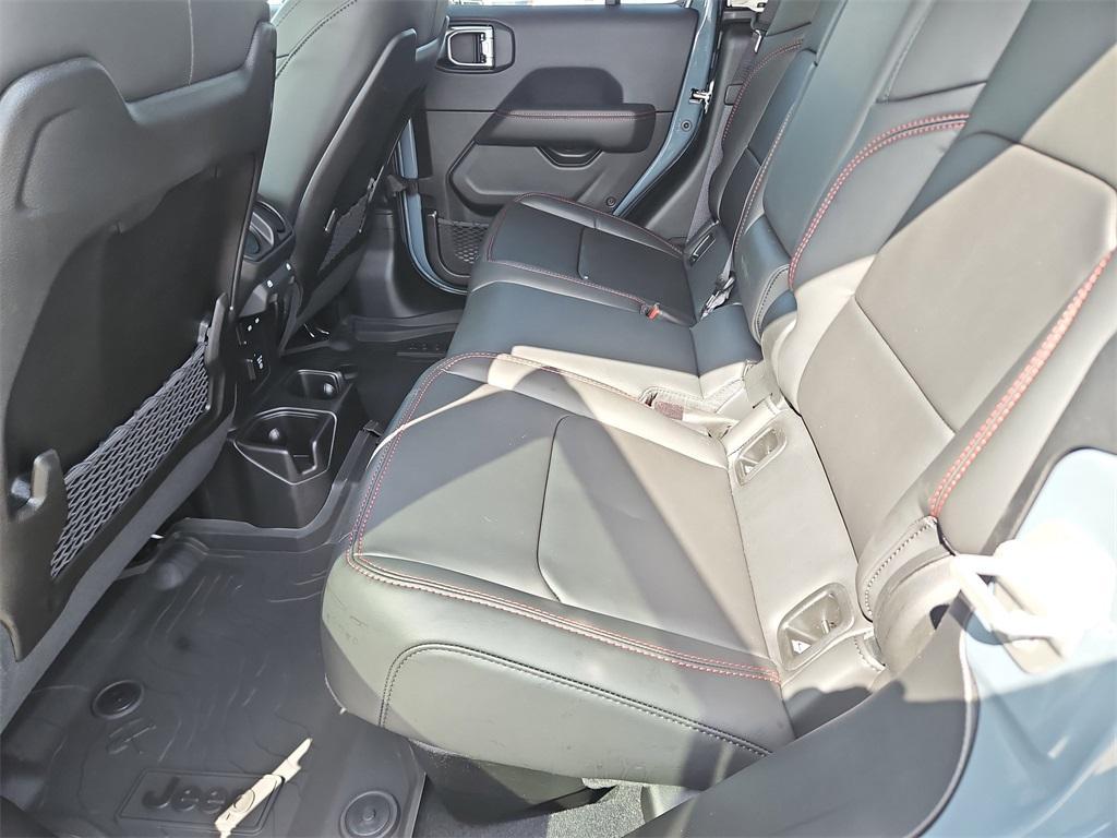 new 2025 Jeep Gladiator car, priced at $44,995