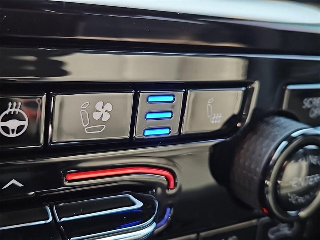 new 2024 Jeep Grand Cherokee car, priced at $53,898