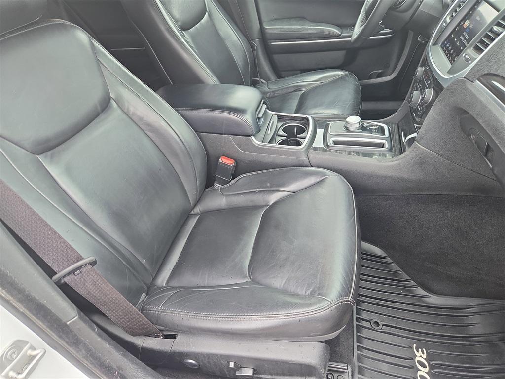 used 2022 Chrysler 300 car, priced at $21,291