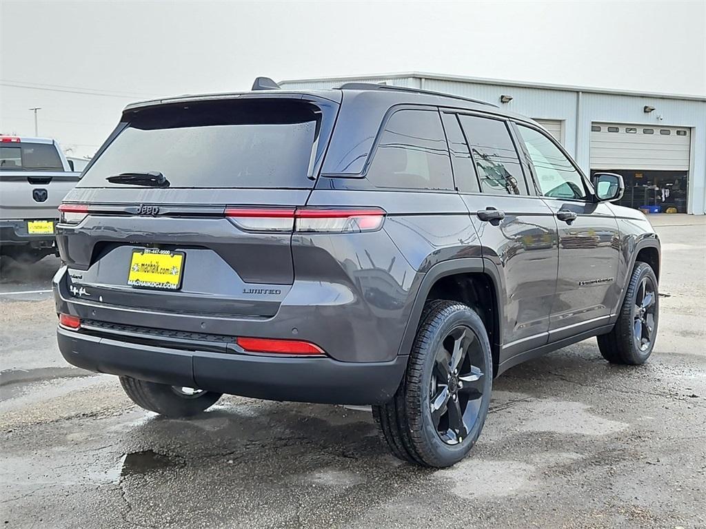 new 2025 Jeep Grand Cherokee car, priced at $43,944