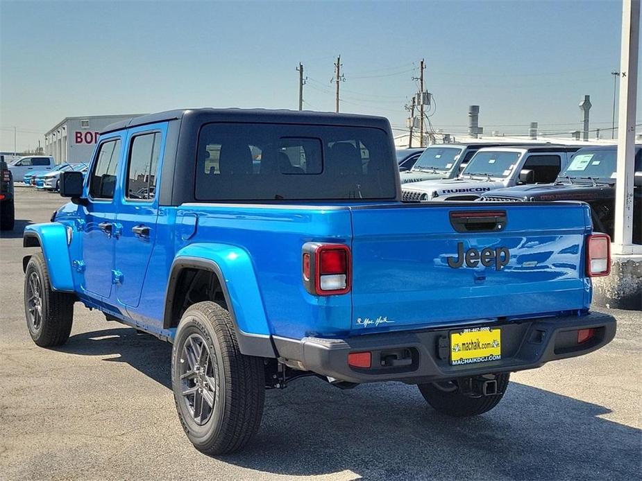 new 2024 Jeep Gladiator car, priced at $44,220