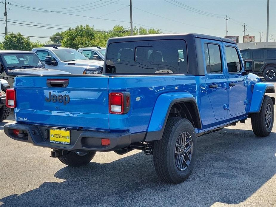 new 2024 Jeep Gladiator car, priced at $44,220