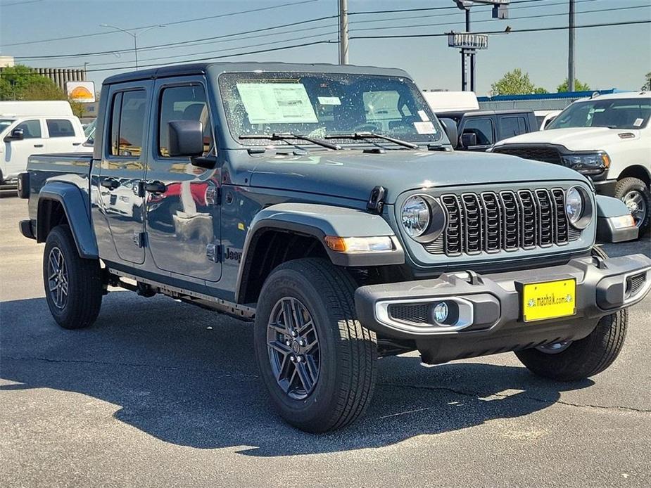 new 2024 Jeep Gladiator car, priced at $40,840