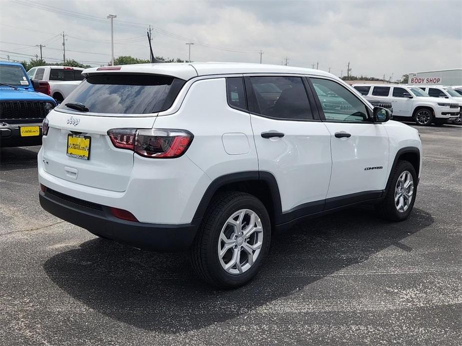 new 2024 Jeep Compass car, priced at $25,120