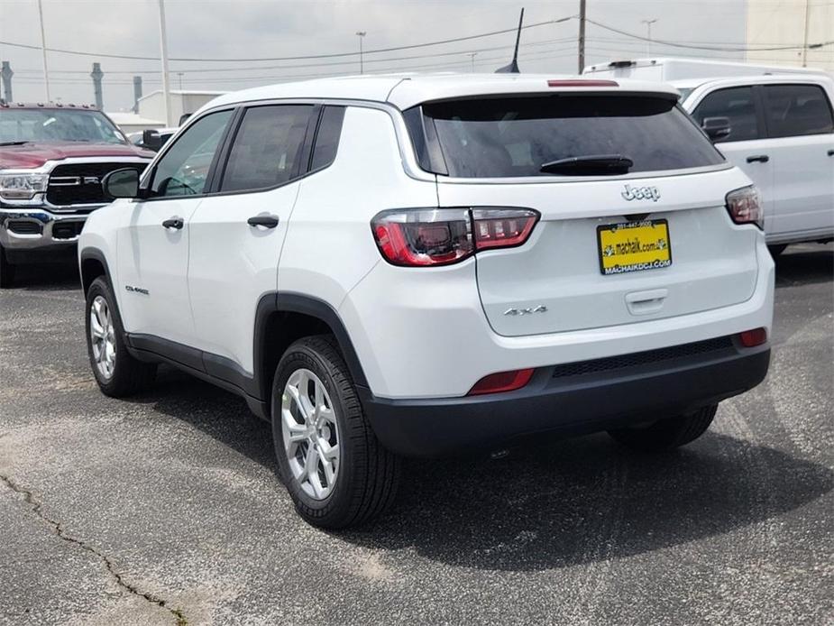 new 2024 Jeep Compass car, priced at $25,120