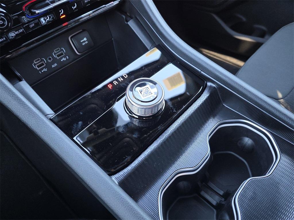 new 2025 Jeep Grand Cherokee car, priced at $33,108