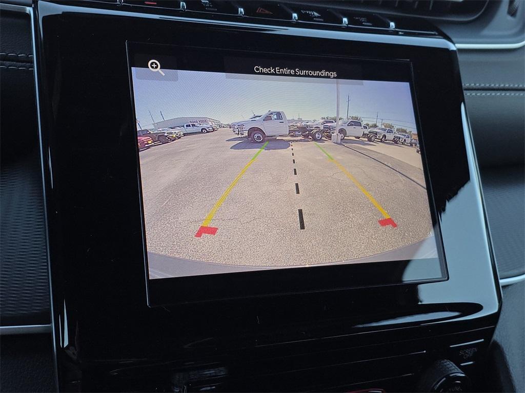 new 2025 Jeep Grand Cherokee car, priced at $33,108