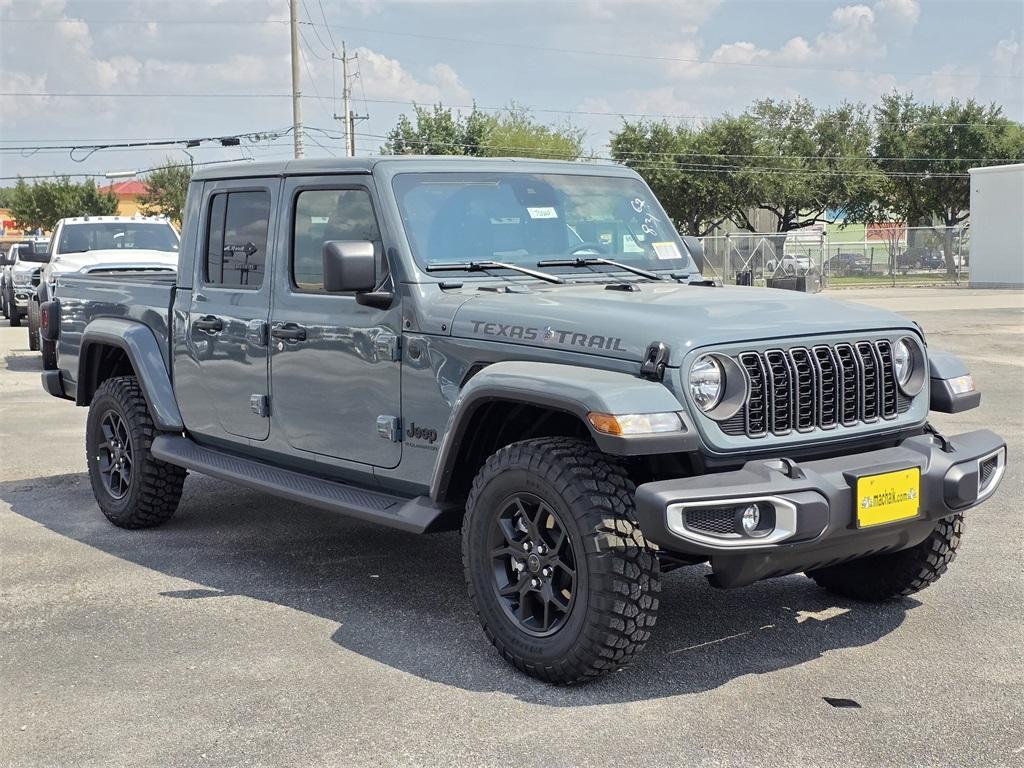 new 2025 Jeep Gladiator car, priced at $42,626