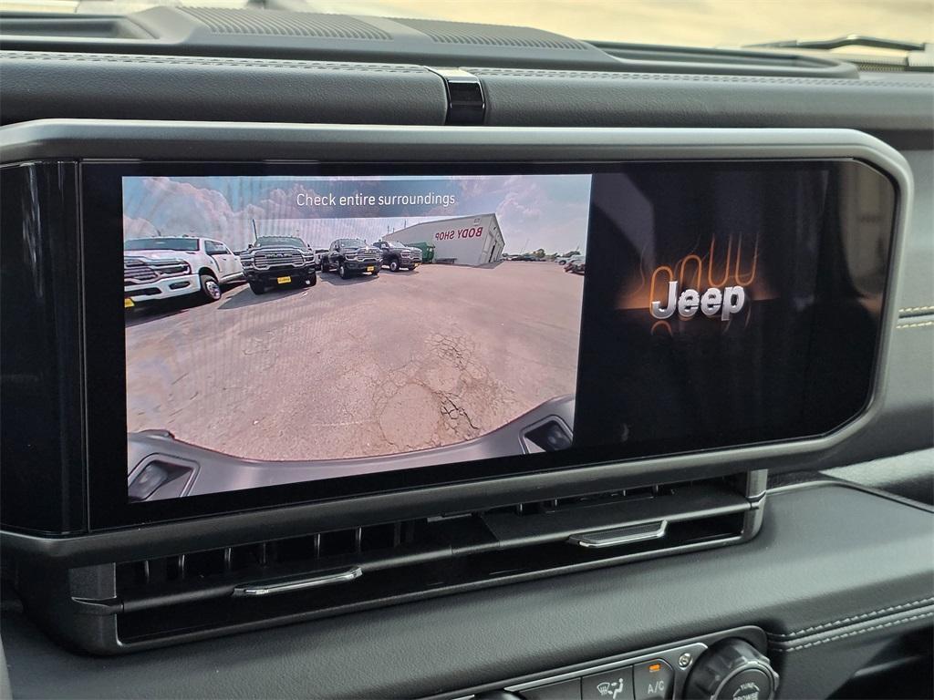 new 2025 Jeep Gladiator car, priced at $42,626