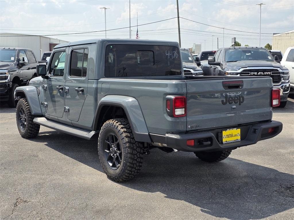 new 2025 Jeep Gladiator car, priced at $42,626