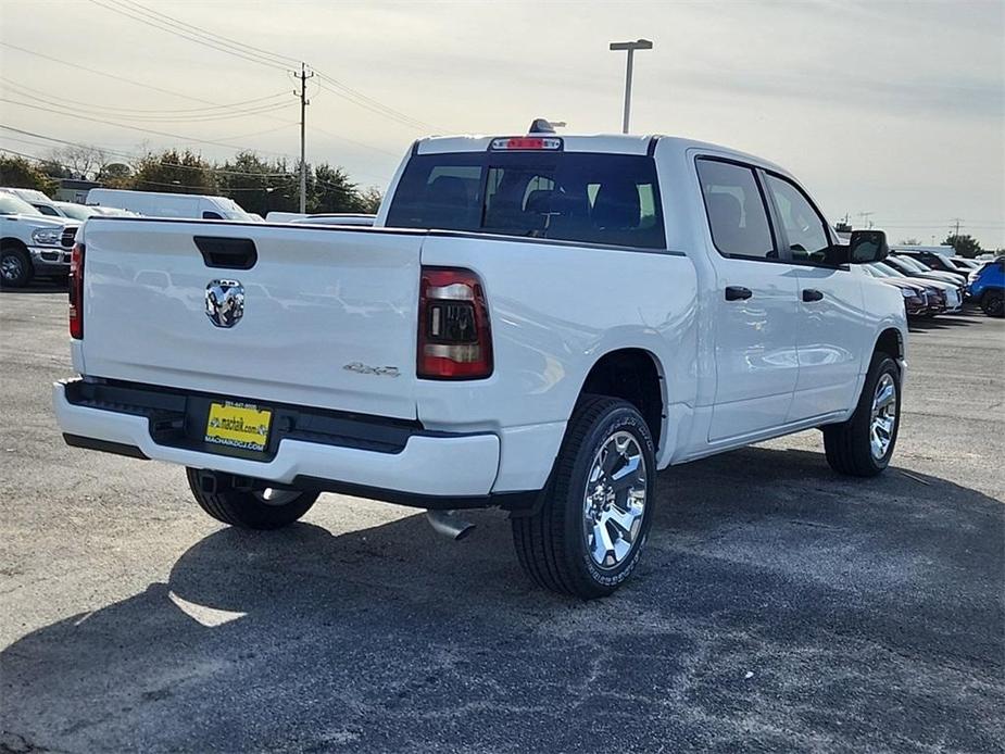 new 2024 Ram 1500 car, priced at $42,165