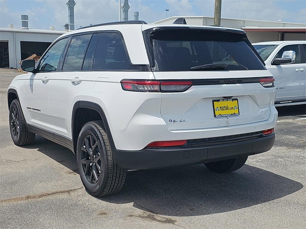 new 2025 Jeep Grand Cherokee car, priced at $37,007