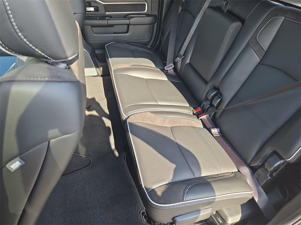 new 2025 Ram 2500 car, priced at $77,662