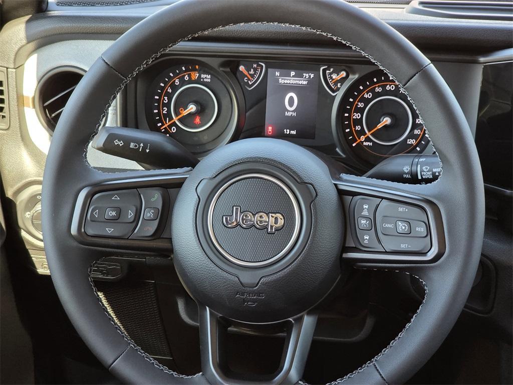 new 2025 Jeep Gladiator car, priced at $39,716