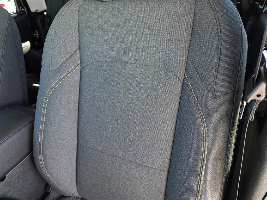 new 2025 Jeep Gladiator car, priced at $39,716