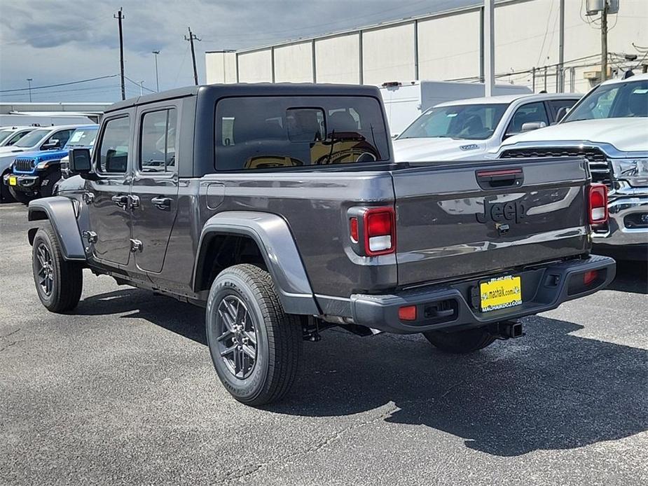 new 2024 Jeep Gladiator car, priced at $44,220