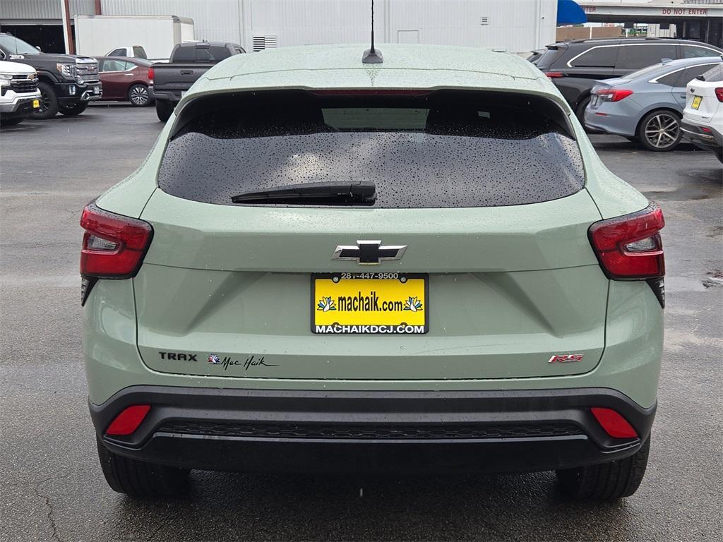 used 2024 Chevrolet Trax car, priced at $22,098