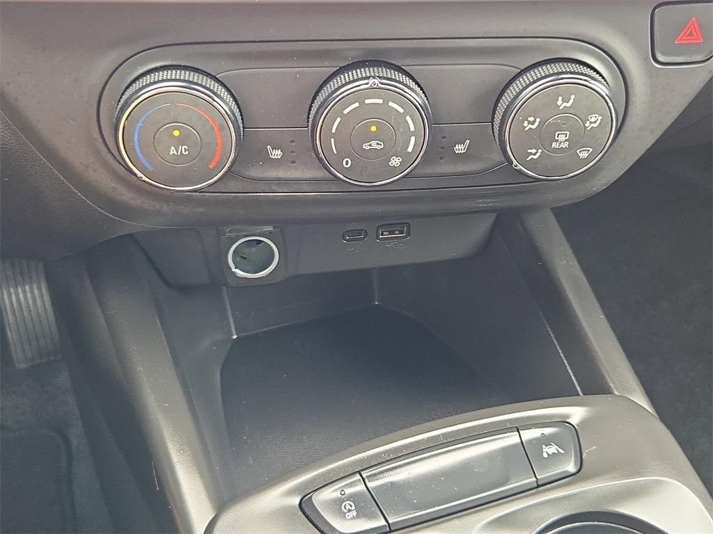 used 2024 Chevrolet Trax car, priced at $22,098